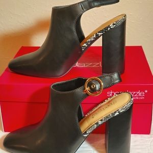 NWT Black Singback Heels